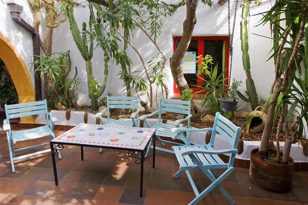 Camping Acapulco Hotel Palau Ngoại thất bức ảnh