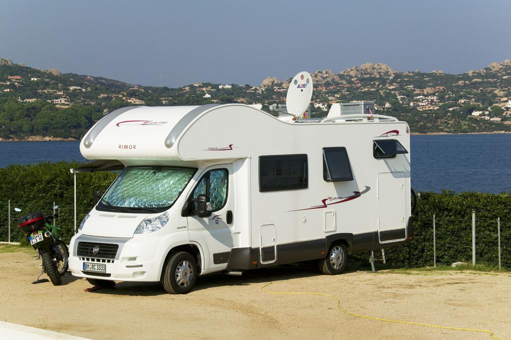 Camping Acapulco Hotel Palau Ngoại thất bức ảnh